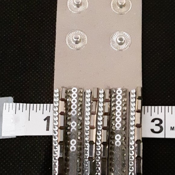 Paparazzi Snap Rhinestone Bracelet Lot(4) - Picture 10 of 11